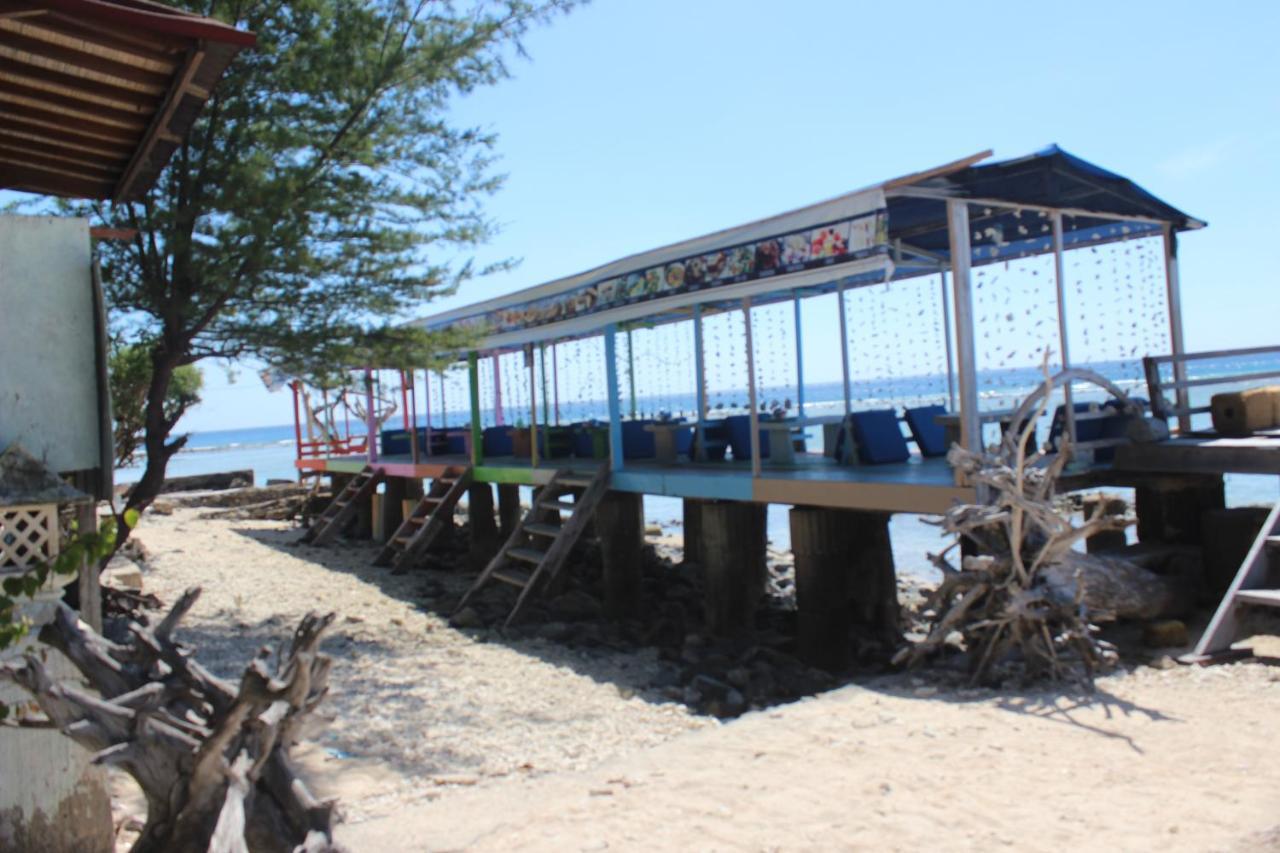 Coral Beach Seaside Gili Trawangan Exteriör bild