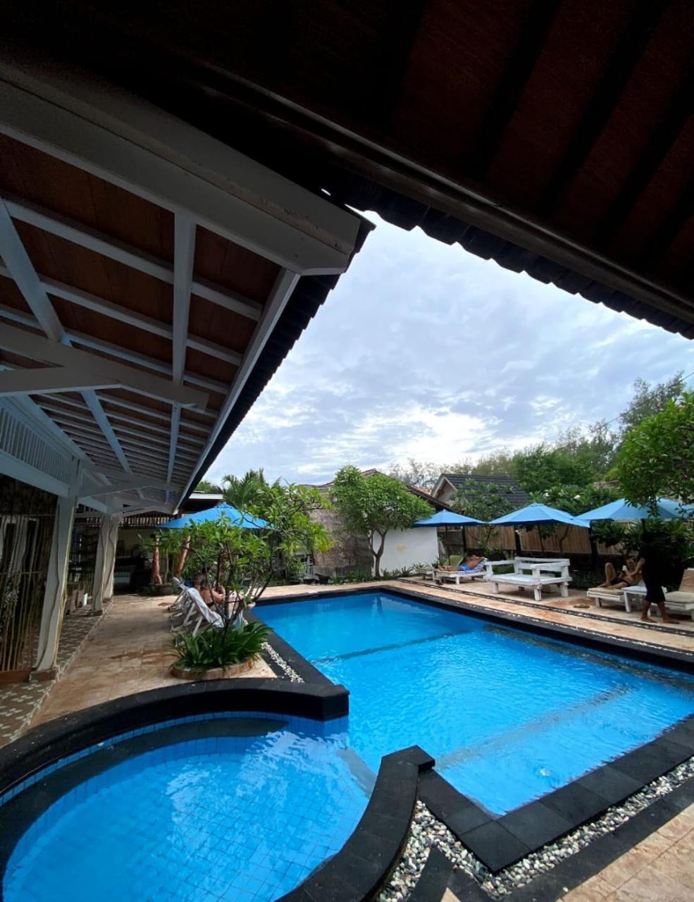 Coral Beach Seaside Gili Trawangan Exteriör bild