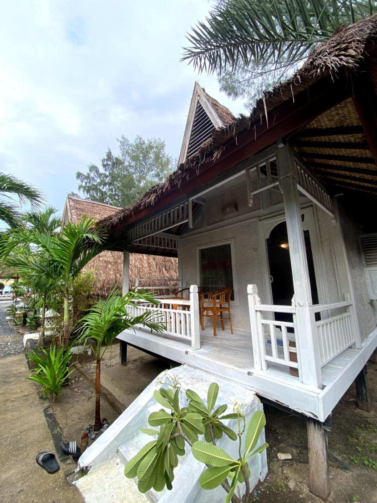 Coral Beach Seaside Gili Trawangan Exteriör bild